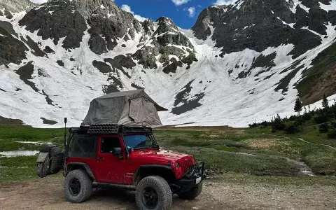 Smittybilt rooftop tent and annex