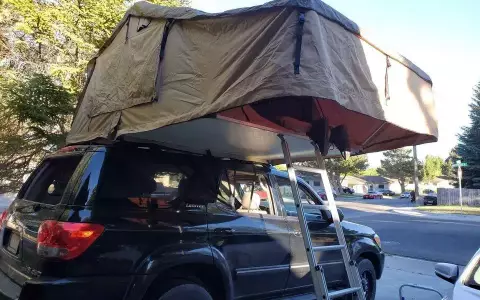 Smittybilt XL roof top tent