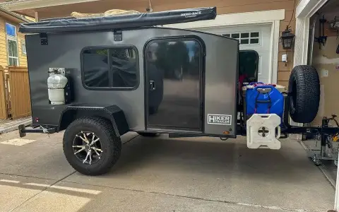 2022 Hiker Trailer 5x9 mid-range