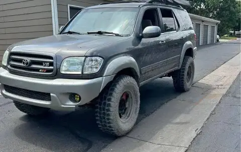 2004 Toyota Sequoia