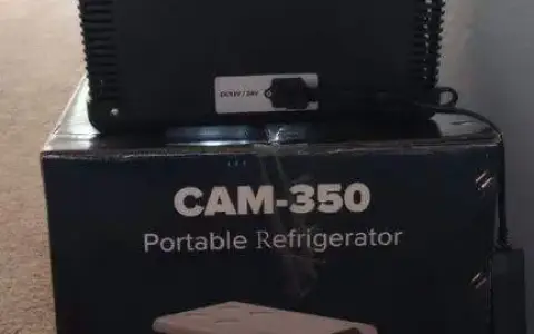 Portable refrigerator freezer