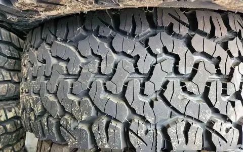 BFGoodrich 285 / 65 / R18