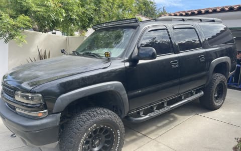 Black Magic Suburban camper