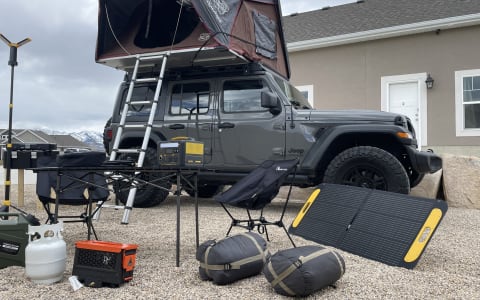 Jeep Wrangler Overland - 25 Min. Jump from SLC Int