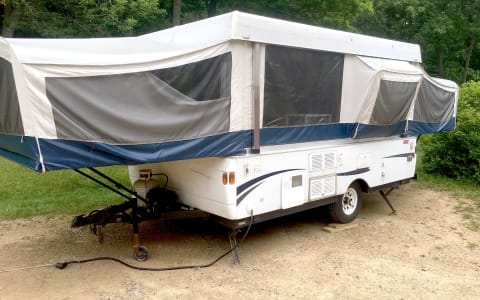 2010 Coleman Sun Valley Popup Camper (delivery onl