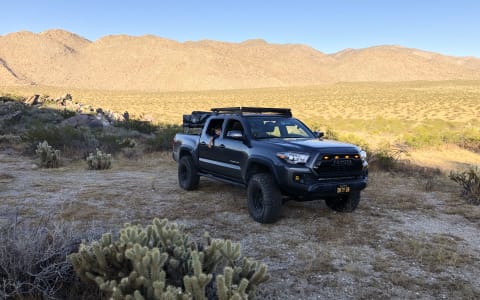 VIDA LIBRE!!! | Tacoma 4x4 Overlander With Gear!