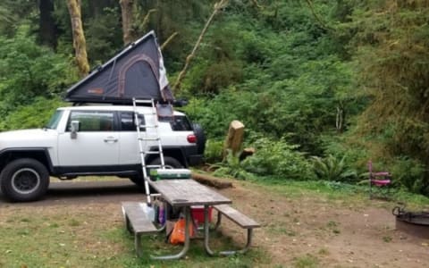 The Valkyrie-Toyota FJ Cruiser w Rooftop Tent & Ro