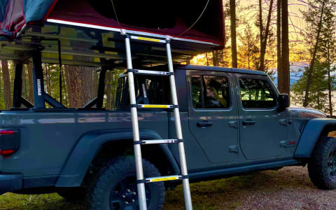 2021 Jeep Gladiator Mojave with iKamper Tent!