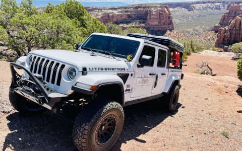 2021 Jeep Gladiator with XL Roofnest tent