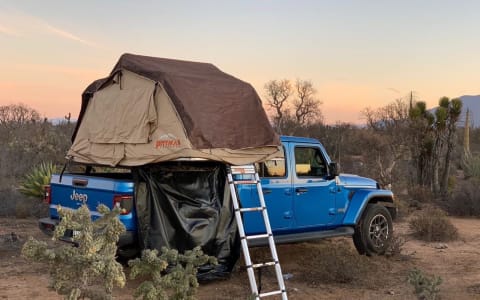 SUV Camper - JEEP GLADIATOR RUBICON