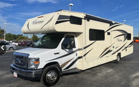 COZY RV RETREAT BY SIESTA KEY BEACH