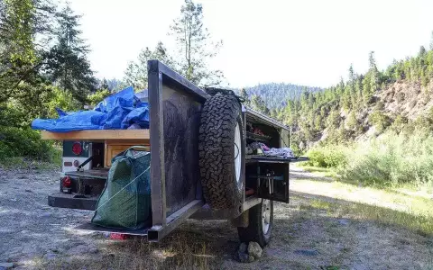 Home built overland trailer