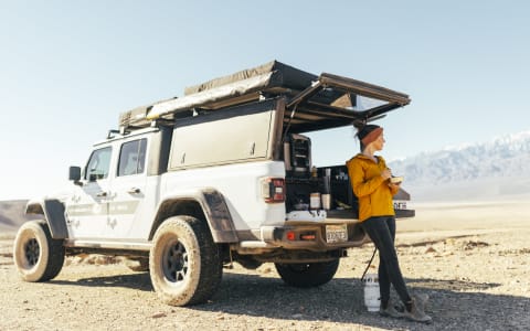 2022 Jeep Gladiator (Rubicon) 4-Sleeper