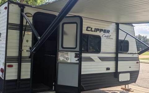 2019 Coachmen Clipper Cadet 16' Travel Trailer