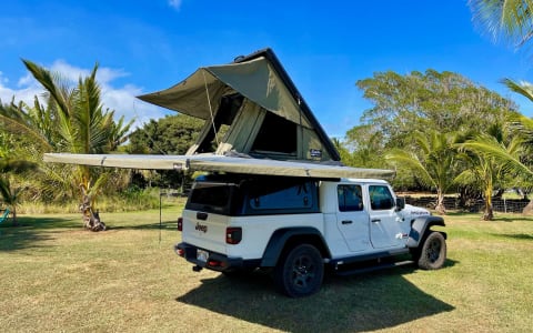 Overland Maui Jeep Gladiator 2021