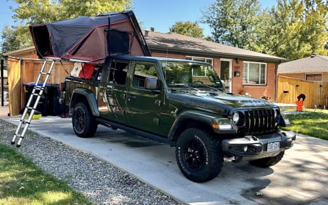 Jeep Gladiator iKamper Overlander