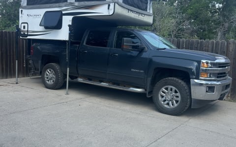 2018 Palomino Backpack Edition & Chevy Silverado T