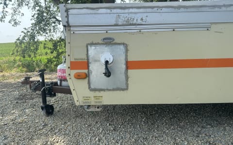 6 Person Pop-up Camper - 1979 Bethany Compact 560 