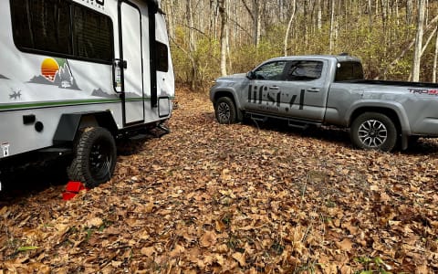 Cozy Home on Wheels: Lightweight Off Roading Trave