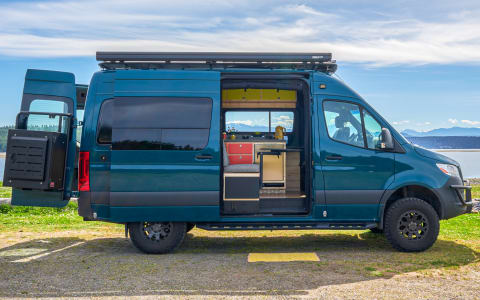 Luxury 4x4 Sprinter Conversion - The Ultimate PNW 