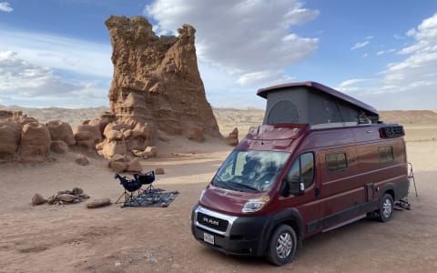 2022 Winnebago PopTop Solis