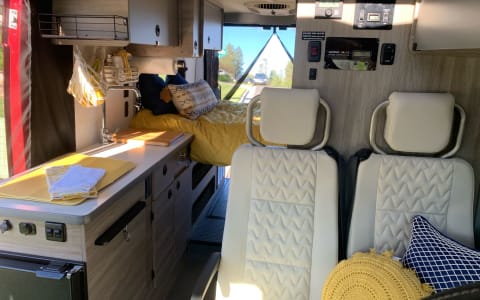 2022 Winnebago PopTop Solis