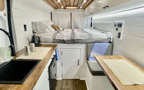 2020 Promaster 159-stealthy, off-grid, luxury