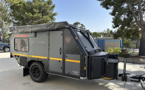 UEV 490 Overland trailer